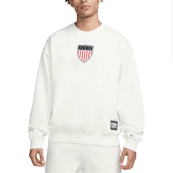 Nike Oversized Men's White Crewneck Sweater with Shield Emblem